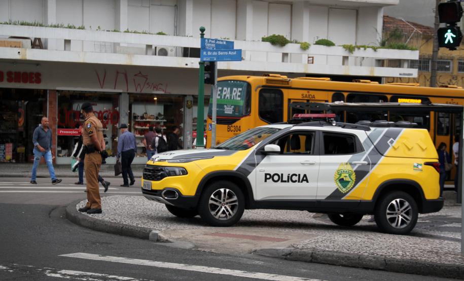 Curitiba, 16 de Fevereiro de 2018. Operação Polícia Militar e Prefeitura