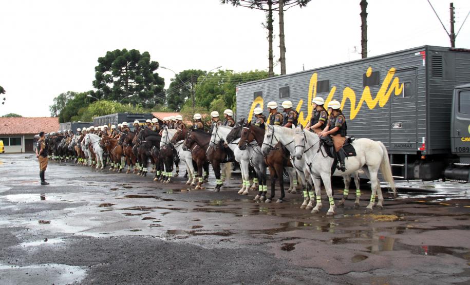 Curitiba, 16 de Fevereiro de 2018. Operação Polícia Militar e Prefeitura