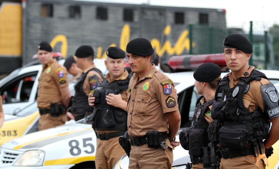 Curitiba, 16 de Fevereiro de 2018. Operação Polícia Militar e Prefeitura