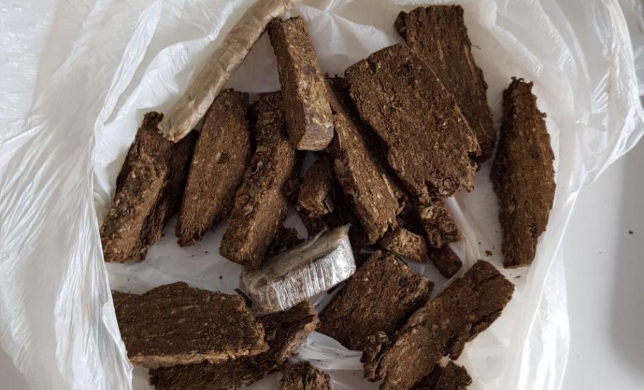 Em Iporã (PR), policiais rodoviários estaduais flagram adolescente pilotando moto furtada