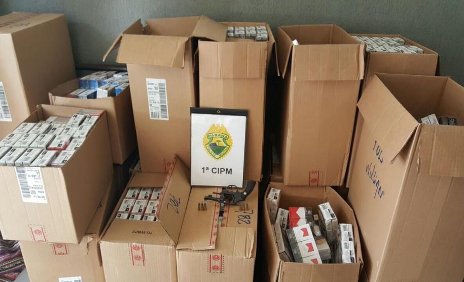 PM recupera veículo e carga roubados e apreende revólver na Lapa (PR); suspeitos são encaminhados PM recupera veículo e carga roubados e apreende revólver na Lapa (PR); suspeitos são encaminhados