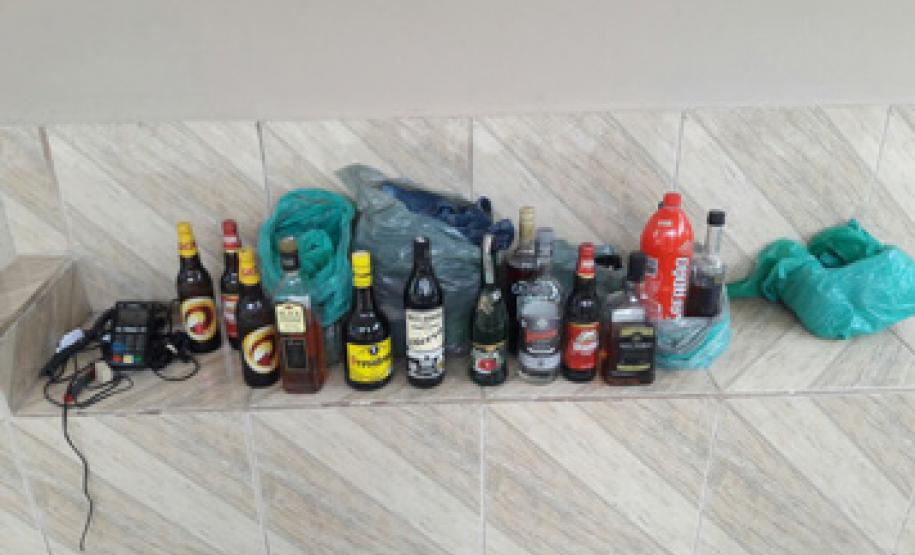 PM encaminha casal por furto e arrombamento em Morretes