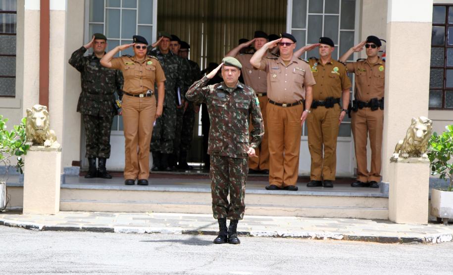 Curitiba, 225 de Fevereiro de 2018. Visita do Comandante da Artilharia Divisionária da 5ª Divisão de Exército, General de Brigada Rodrigo Pereira Vergara  ao Quartel do Comando-Geral da Polícia Militar do Paraná.