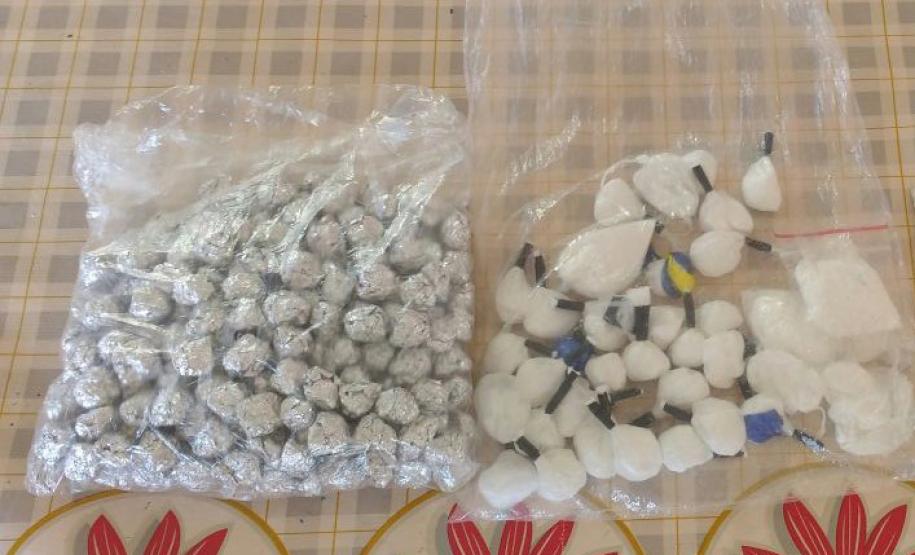 Homem é encaminhado pela Polícia Militar por tráfico de drogas em Cambé