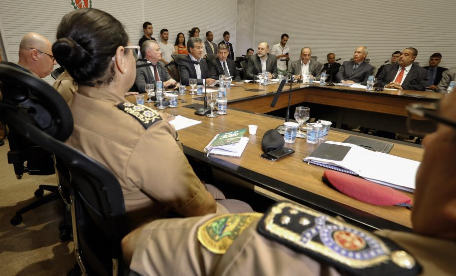 Limpeza das praias e segurança são destaques do Verão Paraná Limpeza das praias e segurança são destaques do Verão Paraná