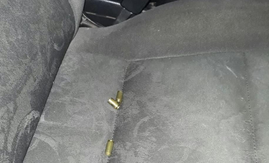 Armas de fogo, munições e drogas são apreendias pela PM em Tapira (PR) Armas de fogo, munições e drogas são apreendias pela PM em Tapira (PR)