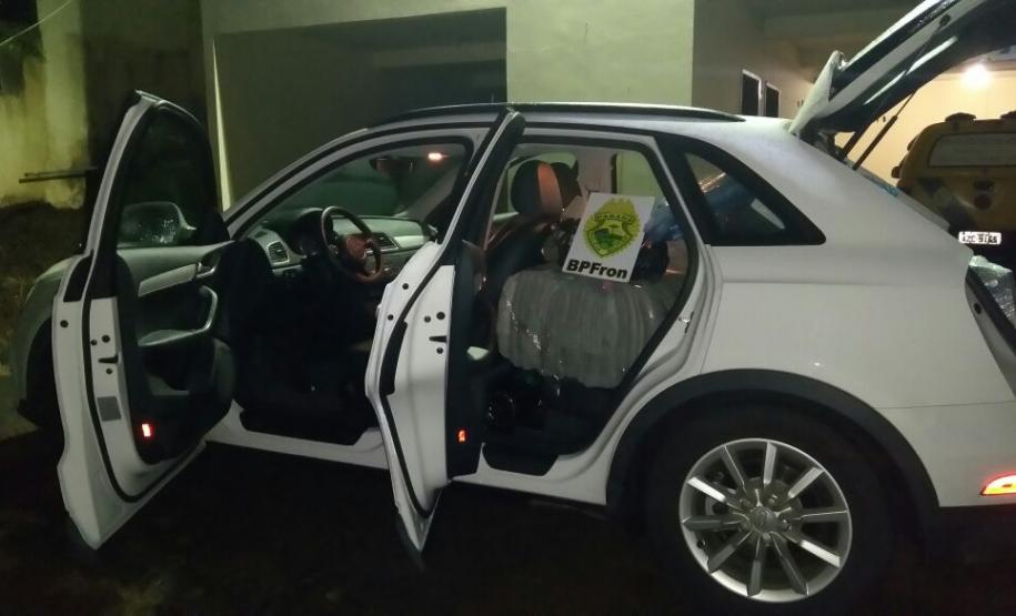 Dupla é abordada em veículo e BPFron apreende mercadorias contrabandeadas em Céu Azul