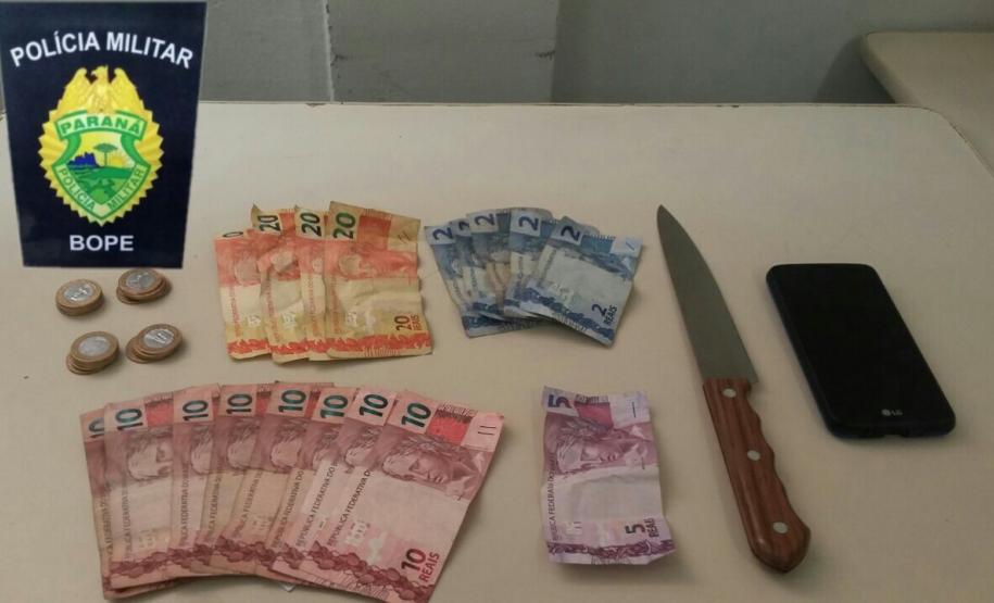 BOPE captura homens com Mandado de Prisão em aberto, apreende 5,1 quilos de maconha e recupera dinheiro BOPE captura homens com Mandado de Prisão em aberto, apreende 5,1 quilos de maconha e recupera dinheiro