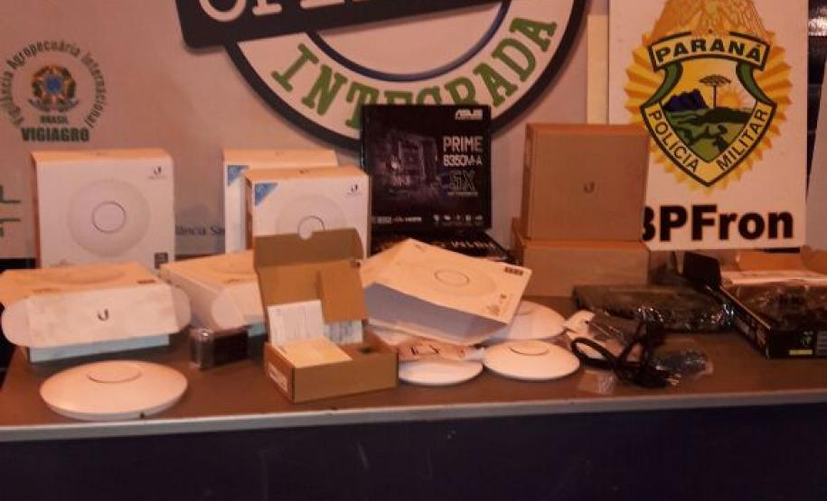 BPFron apreende produtos contrabandeados na Ponte da Amizade (PR)