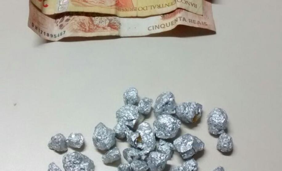 PM recupera veículos e apreende drogas em ocorrências distintas no Noroeste do PR