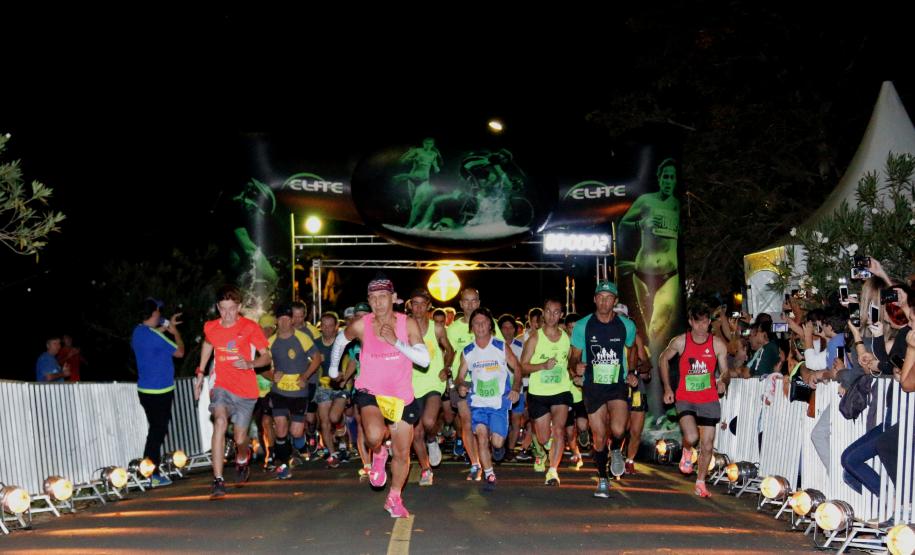 Mais de 900 pessoas participam da “Corrida Heróis dos Campos Gerais” em Ponta Grossa