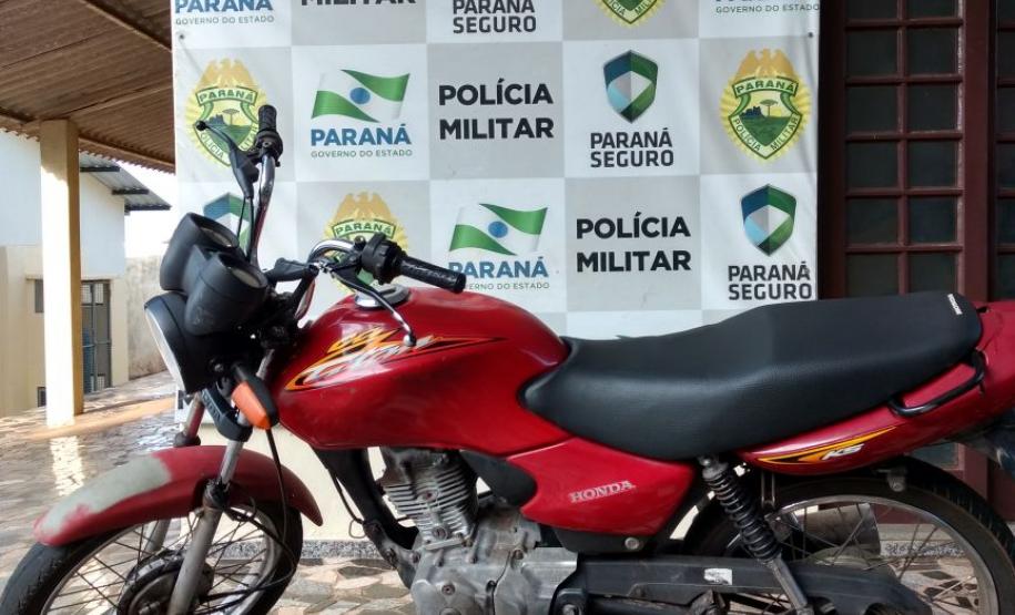 Veículos são apreendidos e adolescentes encaminhados pela PM à delegacia em Cianorte (PR) Veículos são apreendidos e adolescentes encaminhados pela PM à delegacia em Cianorte (PR)