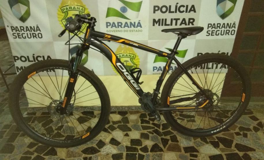 Bicicleta furtada é recuperada e suspeito encaminhado pela PM em Cianorte