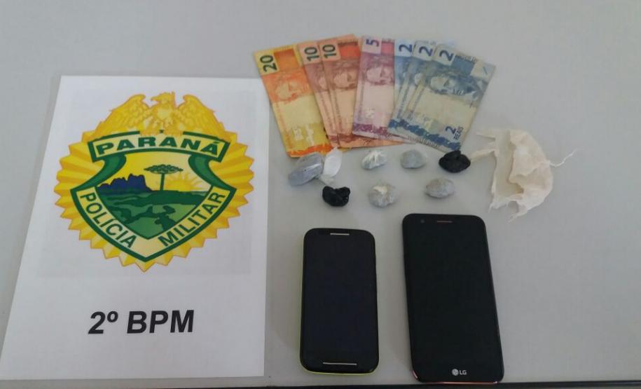 Envolvidos em homicídio e foragidos da justiça são presos pela PM em Ibaiti, no Norte Pioneiro Envolvidos em homicídio e foragidos da justiça são presos pela PM em Ibaiti, no Norte Pioneiro