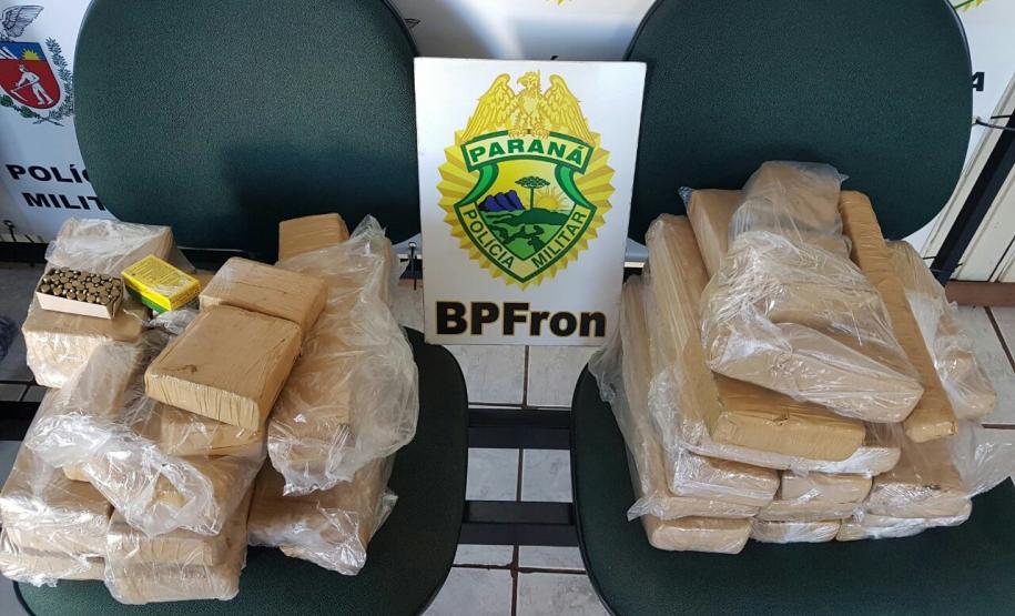 PM faz apreensão de drogas, munições e contrabando na fronteira do estado PM faz apreensão de drogas, munições e contrabando na fronteira do estado