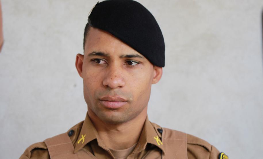 Curitiba, 09 de Março de 2018. Bebê de um mês é salva pela segunda vez e recebe visita de policiais militares em Curitiba.