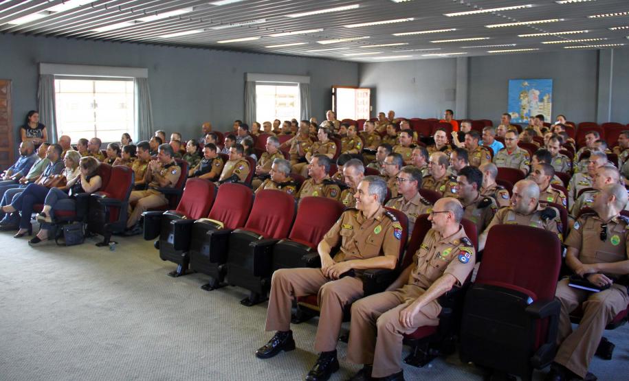 Curitiba, 14 de Março de 2018.