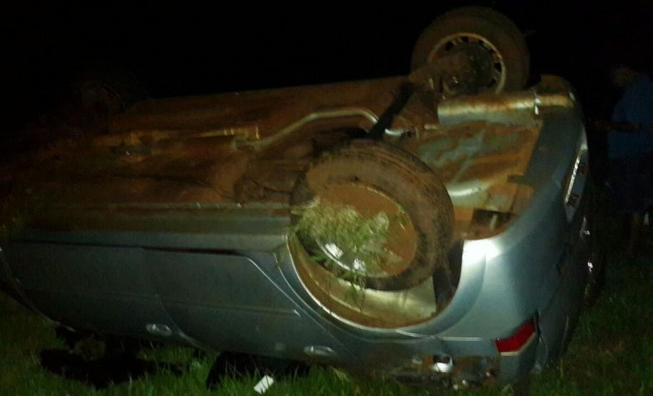 Motorista embriagado capota veículo e acaba preso em Marechal Cândido Rondon (PR) Motorista embriagado capota veículo e acaba preso em Marechal Cândido Rondon (PR)