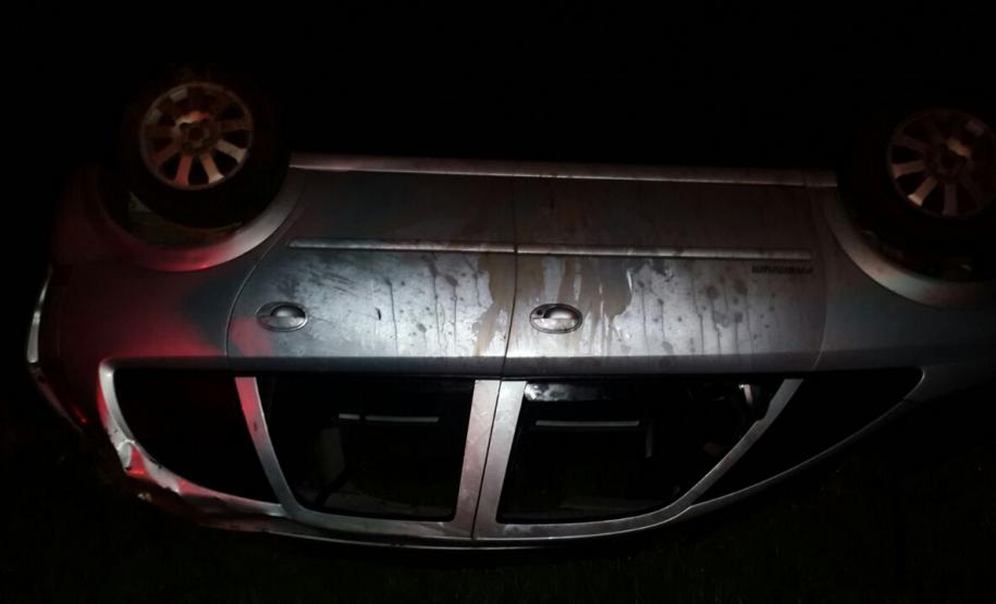 Motorista embriagado capota veículo e acaba preso em Marechal Cândido Rondon (PR) Motorista embriagado capota veículo e acaba preso em Marechal Cândido Rondon (PR)