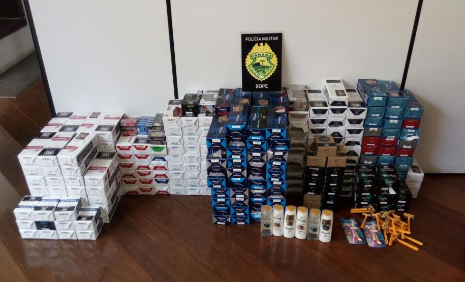 BOPE recupera cigarros roubados e apreende drogas na Capital e RMC BOPE recupera cigarros roubados e apreende drogas na Capital e RMC