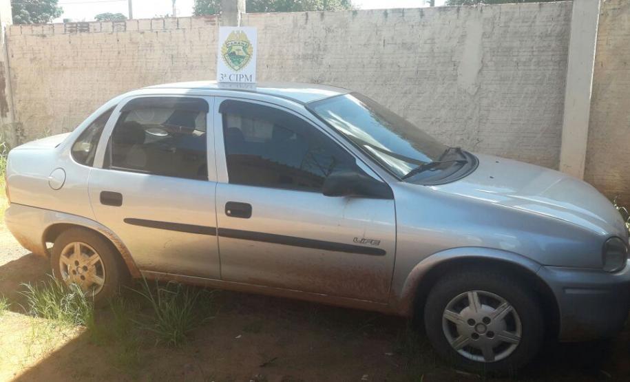 Na região Noroeste do estado, militares estaduais recuperam veículo e apreendem espingarda em ações distintas Na região Noroeste do estado, militares estaduais recuperam veículo e apreendem espingarda em ações distintas