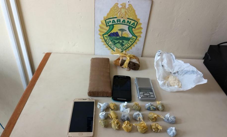 Drogas e objetos são apreendidos pela PM nos Campos Gerais; adolescentes são encaminhados