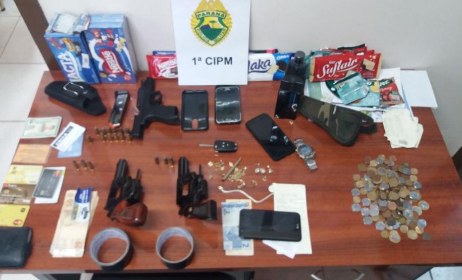 Polícia Militar apreende objetos, dinheiro, veículos e armas de fogo no Sudoeste do estado