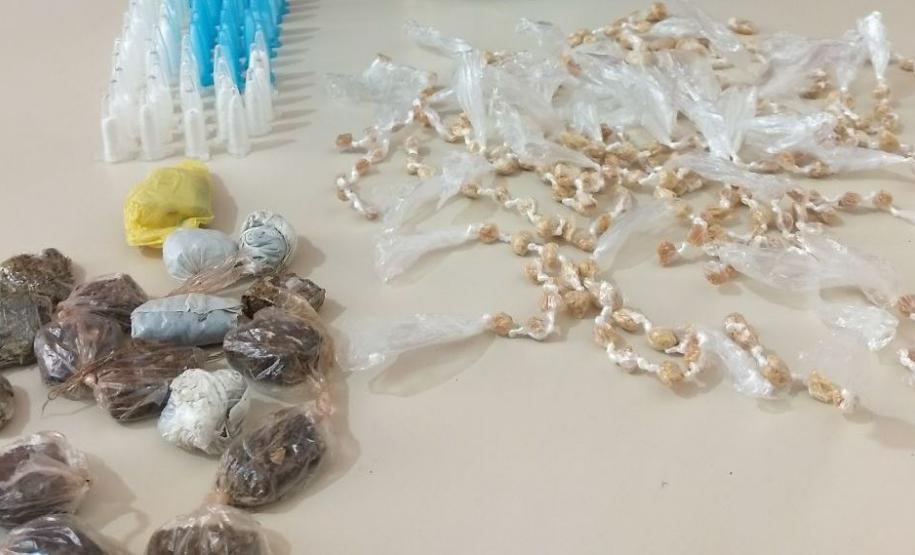 Porções de crack, cocaína e maconha são apreendidas pela PM em Londrina, Norte do estado