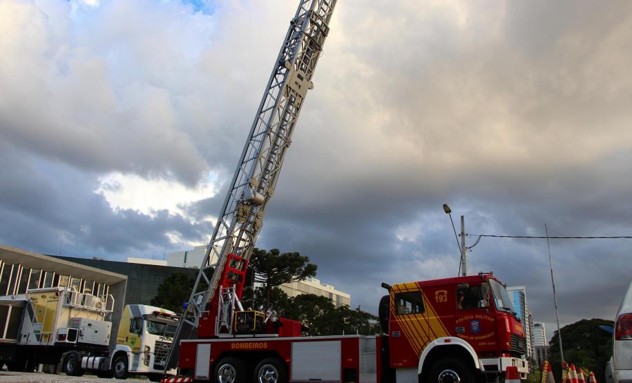 Curitiba, 05 de Abril de 2018. Governador entrega novas viaturas em frente ao Palacio Iguaçu.