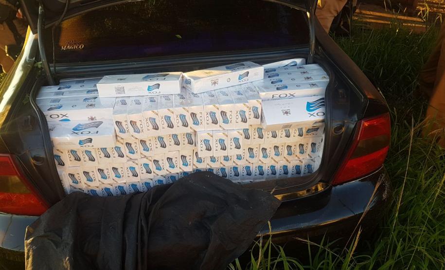 Cigarros paraguaios são apreendidos após acompanhamento tático em Toledo (PR), no Oeste do estado Cigarros paraguaios são apreendidos após acompanhamento tático em Toledo (PR), no Oeste do estado