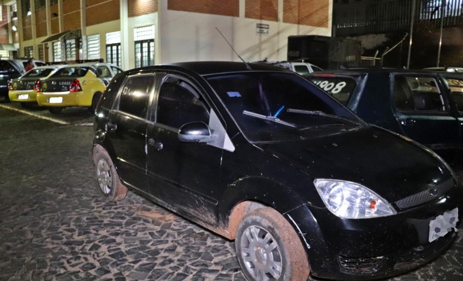 Carro roubado na Capital é localizado pela PM em Ponta Grossa, nos Campos Gerais