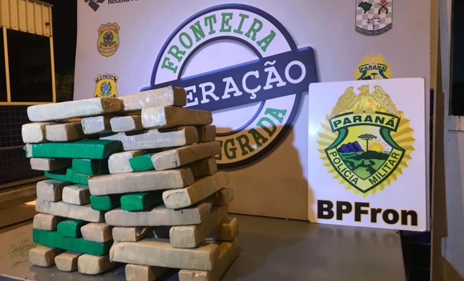 BPFron evita entrada de drogas pela fronteira e apreende mais de 40 quilos de maconha em duas abordagens BPFron evita entrada de drogas pela fronteira e apreende mais de 40 quilos de maconha em duas abordagens