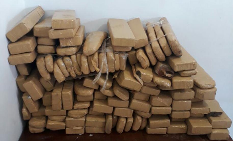 Polícia Militar apreende mais de 97 quilos de maconha durante ação em Toledo (PR)