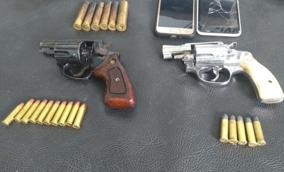 Em Imbituva (PR), PM e PC cumprem Mandados de Busca e Apreensão; três são presos