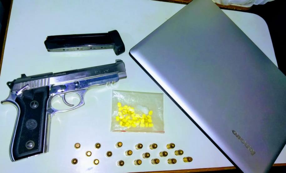 PM de Toledo apreende drogas, arma de fogo e munições; homem e mulher são presos