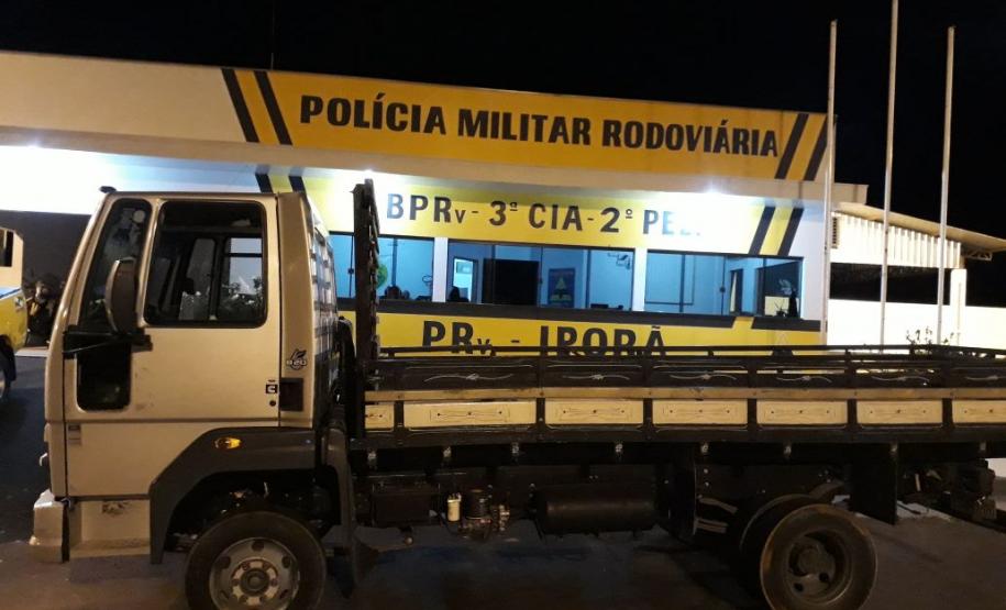 Caminhão roubado é recuperado pelo BPRv em Iporã Norte do Paraná