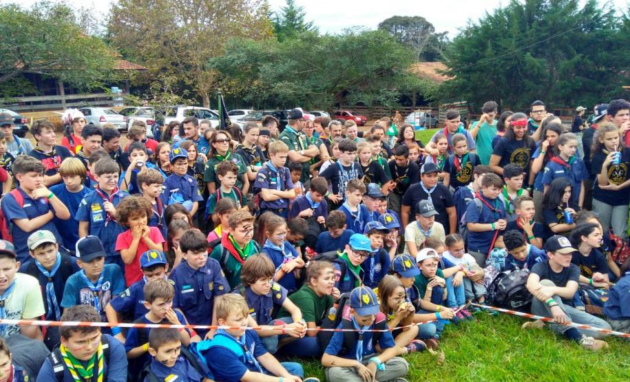 PM de Pato Branco participa de evento de escoteiros em Coronel Vivída, no Sudoeste do estado