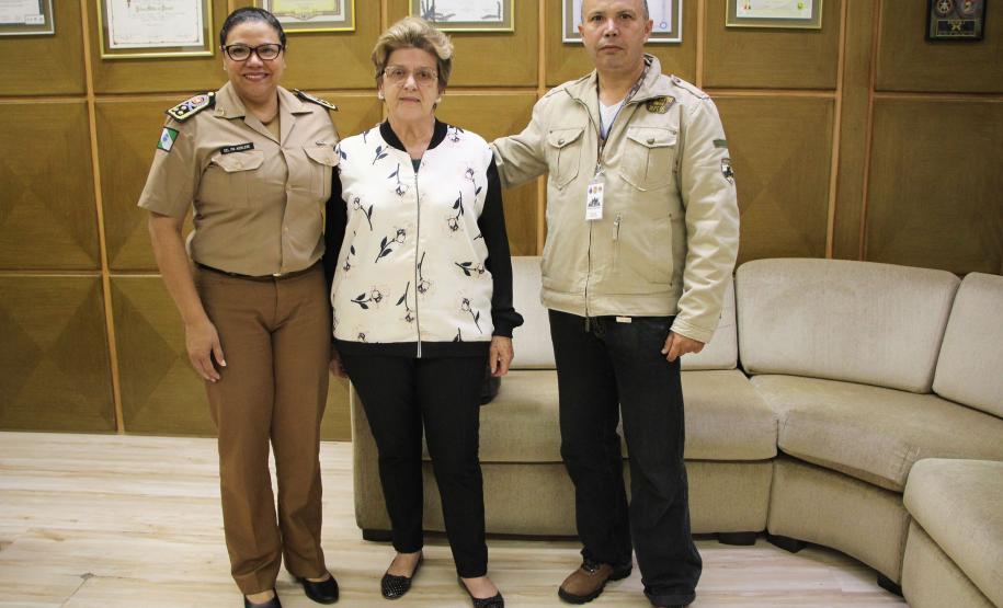Curitiba, 14 de maio de 2018. Visita ao Gabinete da Comandante Geral pela Legião Paranaense do Expedicionário Comandante da PMPR Coronel Audilene Rosa de Paula Dias Rocha Presidente da Legião Paranaense do Expedicionário Rachel Madureira Regnier Subdiretor do Museu do Expedicionário Tenente Lino Junior