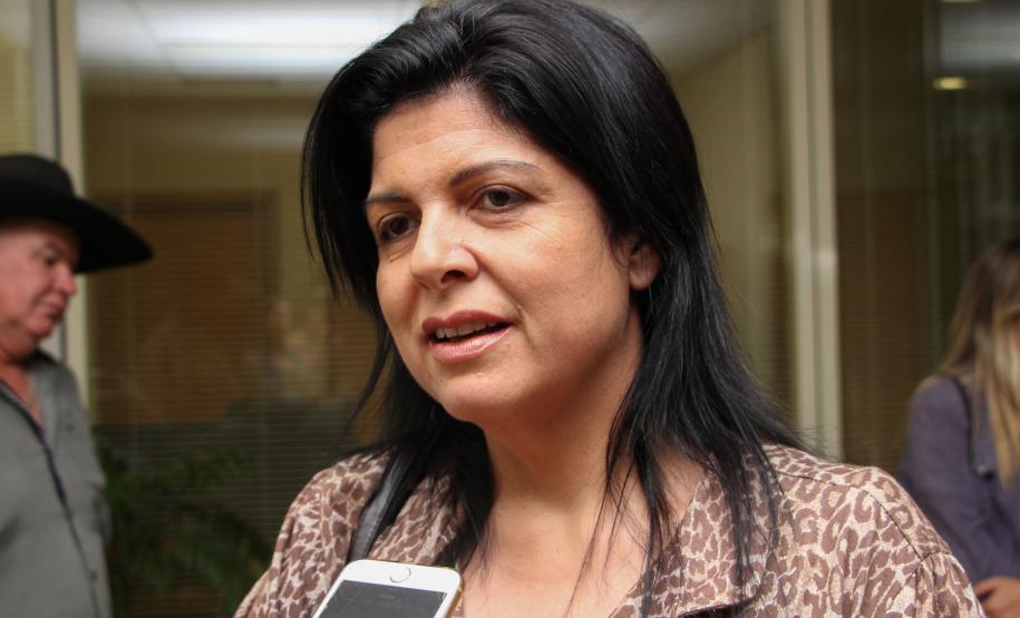 Curitiba, 16 de maio de 2018. Comandante recebe prefeito e vereadores em seu gabineteVereadora de Terra Rica Thayze Gizelli Cordeiro