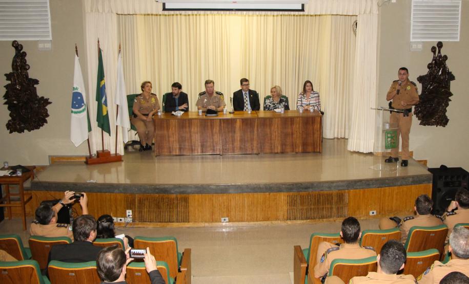 Curitiba, 18 de maio de 2018. Reunião Rede de Proteção Campanha não engole o choro