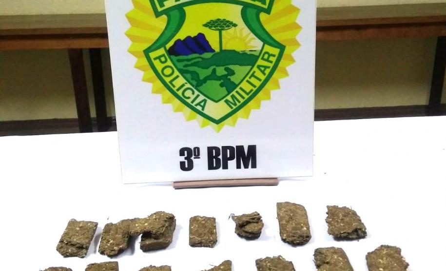 PM encaminha cinco pessoas, drogas, armas e munições em diferentes ocorrências no Sudoeste do estado