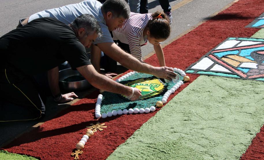 Curitiba, 31 de maio de 2018. Montagem do tapete Corpus Christi