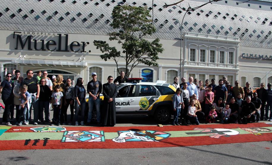 Curitiba, 31 de maio de 2018. Montagem do tapete Corpus Christi