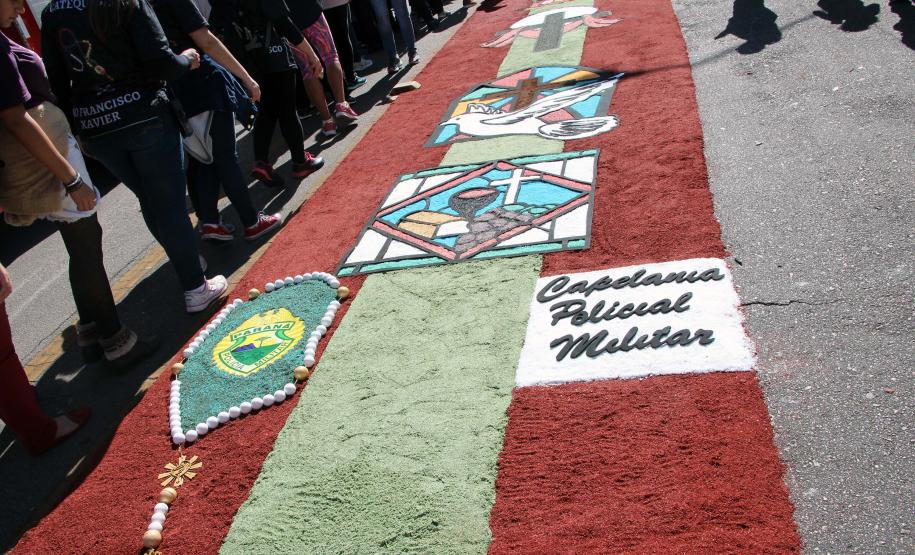 Curitiba, 31 de maio de 2018. Montagem do tapete Corpus Christi