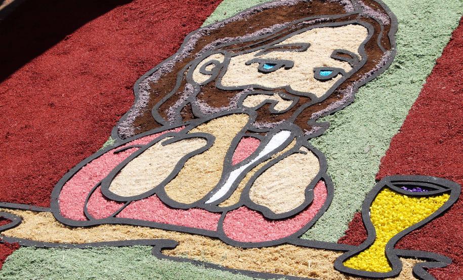 Curitiba, 31 de maio de 2018. Montagem do tapete Corpus Christi