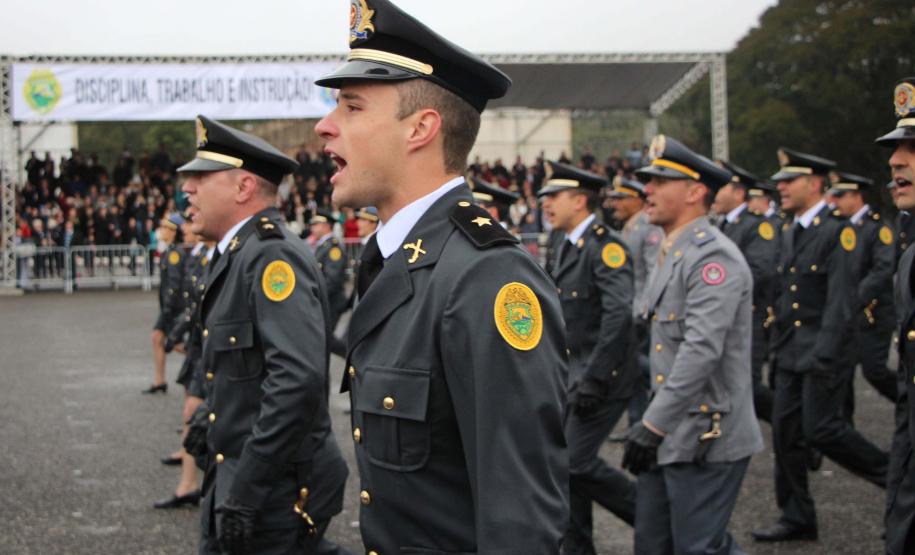 Curitiba, 15 de Junho de 2018.