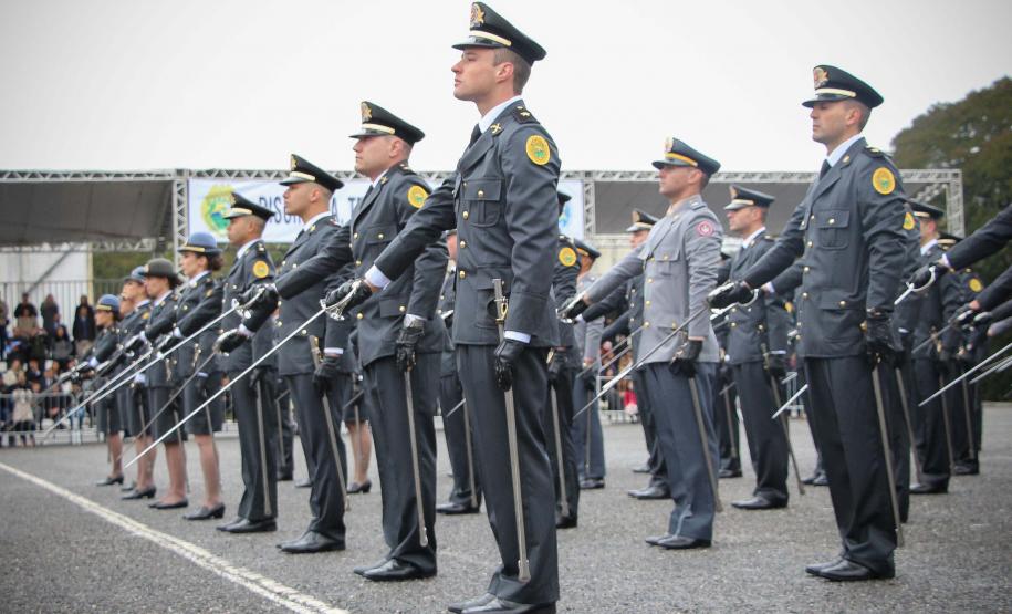 Curitiba, 15 de Junho de 2018.