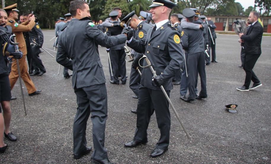 Curitiba, 15 de Junho de 2018.
