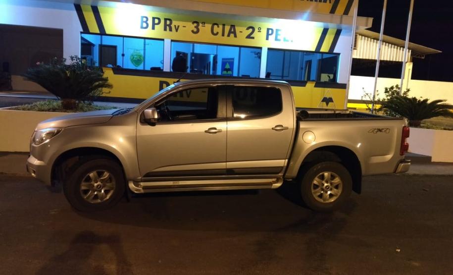 Durante operação de fiscalização rodoviária, dois são presos e um menor apreendido por roubo de veículo