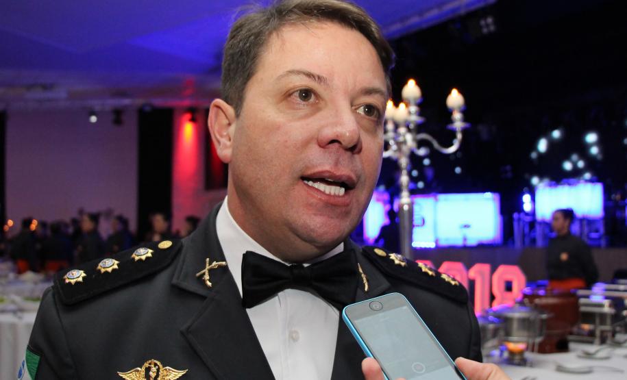 Curitiba, 16 de Junho de 2018.